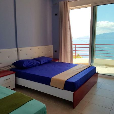 Apartment Of Beautiful Dreams Over The Sea Sarandë Exterior foto