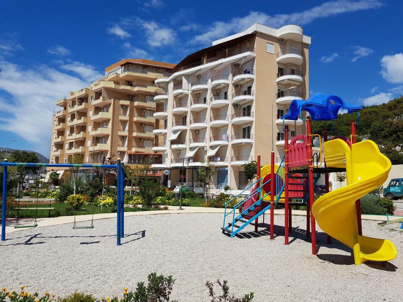 Apartment Of Beautiful Dreams Over The Sea Sarandë Exterior foto